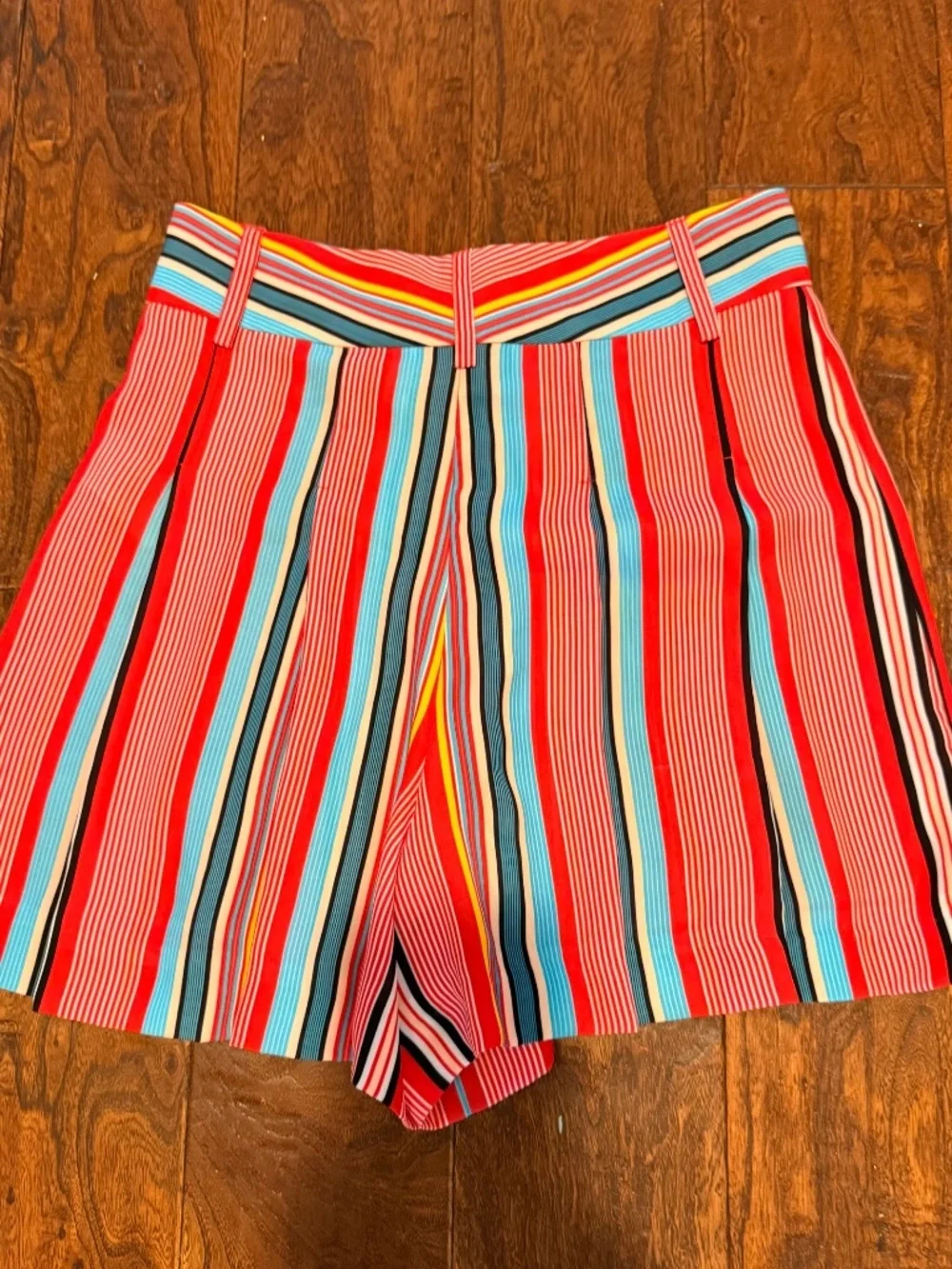 Alice + Olivia High Waist Flutter Stripe Shorts 0